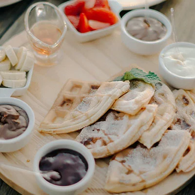 竞技与速度的碰撞：深度解析冲突游戏模式与跑酷模式的魅力之争